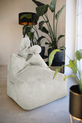 Bild in Galerie-Betrachter laden, Rabbit-Sessel – Weichheit, Stil und Freude in einem!