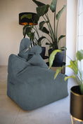 Bild in Galerie-Betrachter laden, Rabbit-Sessel – Weichheit, Stil und Freude in einem!