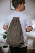 Bild in Galerie-Betrachter laden, Modische Rucksacktasche aus Cord