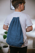 Bild in Galerie-Betrachter laden, Modische Rucksacktasche aus Cord