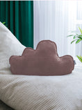 Cargar la imagen en la vista de la galería, Cojín decorativo nube TERCIOPELO