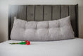 Cargar la imagen en la vista de la galería, Appuie-tête en velours côtelé - parfait pour les longues soirées - un nouveau niveau de détente dans la chambre