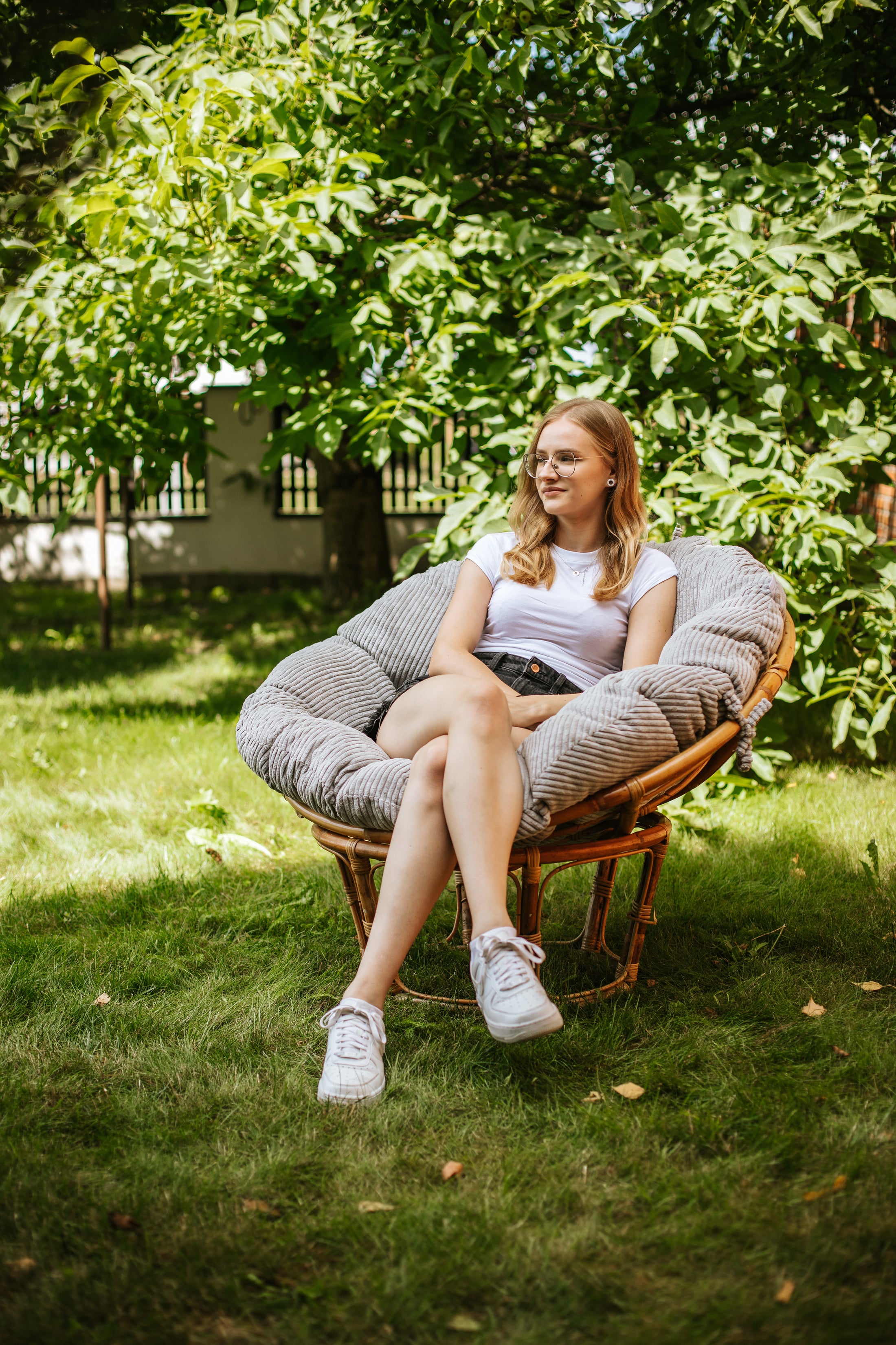 Papasan rotondo cuscino trapuntato in velluto a coste