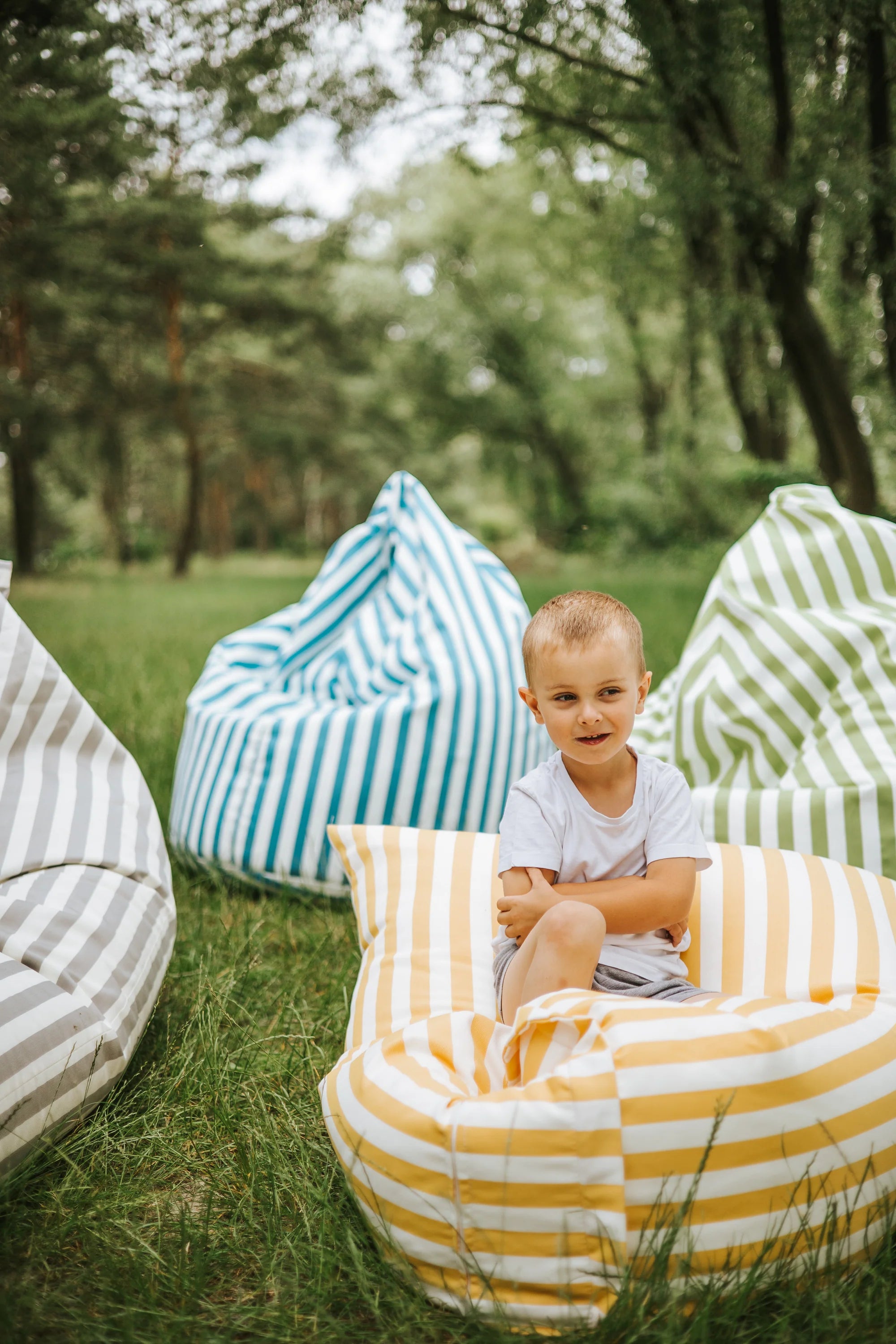 Pouffe Sitzsack Beanbag Banane STRIPE Wasserabweisend OEKO-TEX® 100