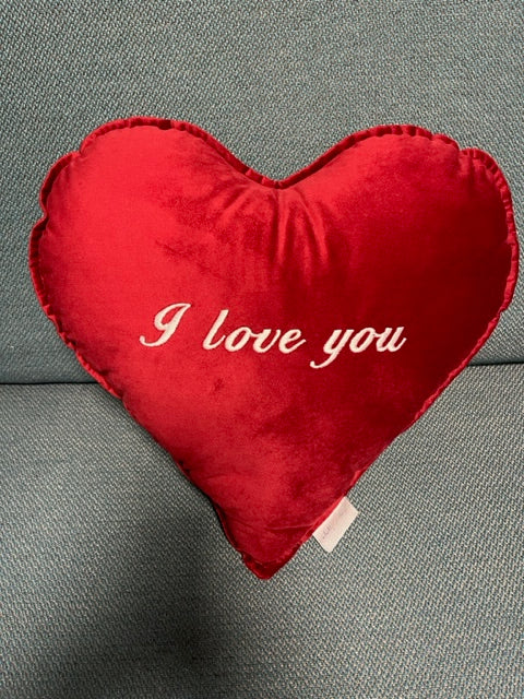 Coussin coeur en velours pour la Saint Valentin avec broderie personnalisée