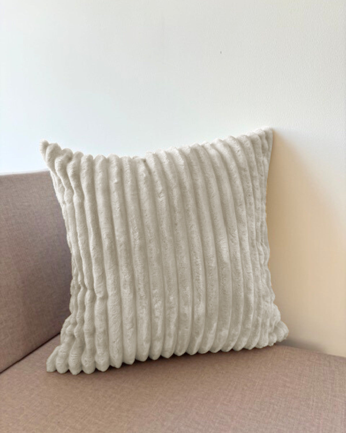 Coussins décoratifs en velours côtelé large