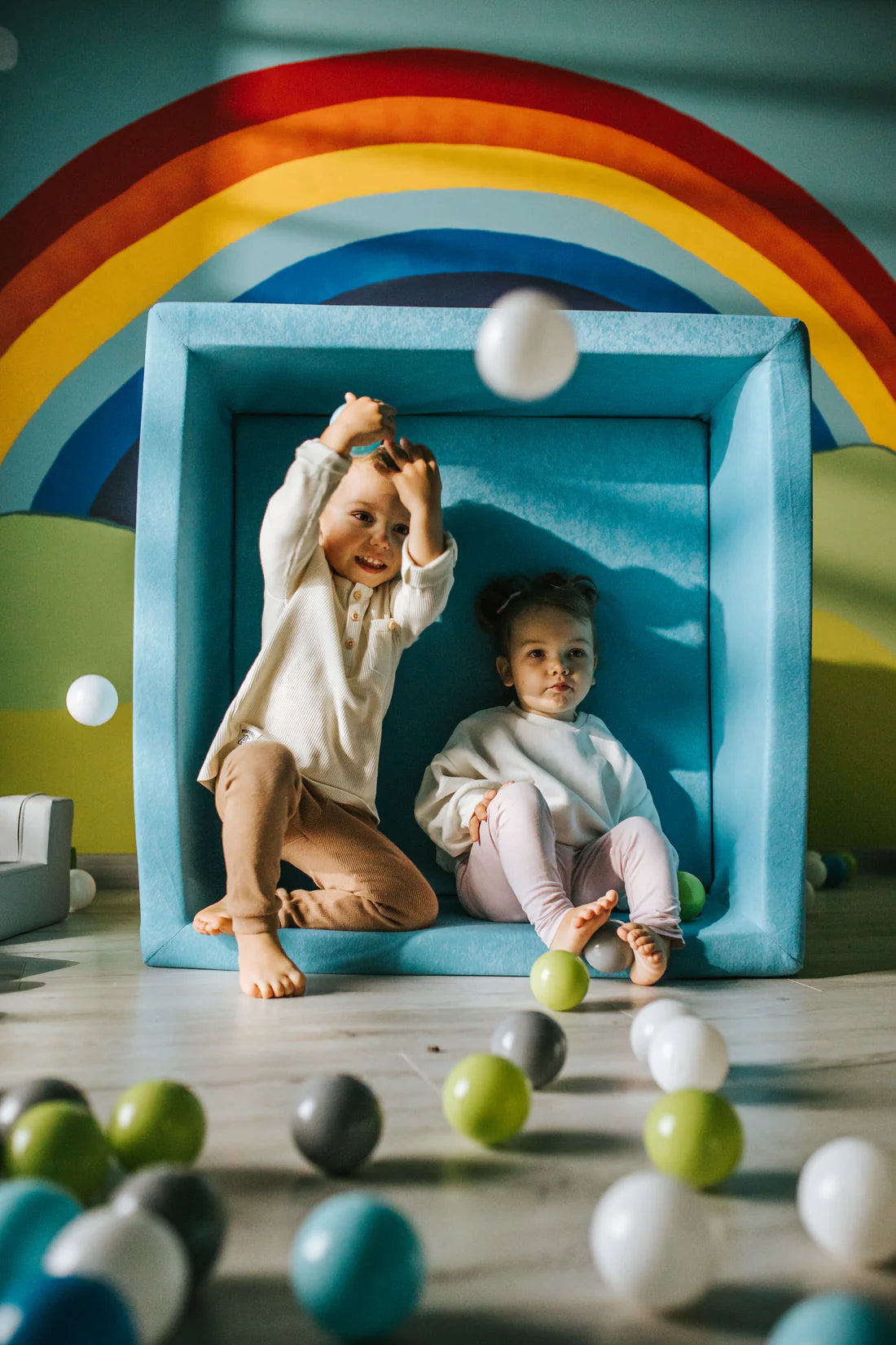 Ball pit ball pool fyrkantig mjuk för barn plastbollar leka biljard