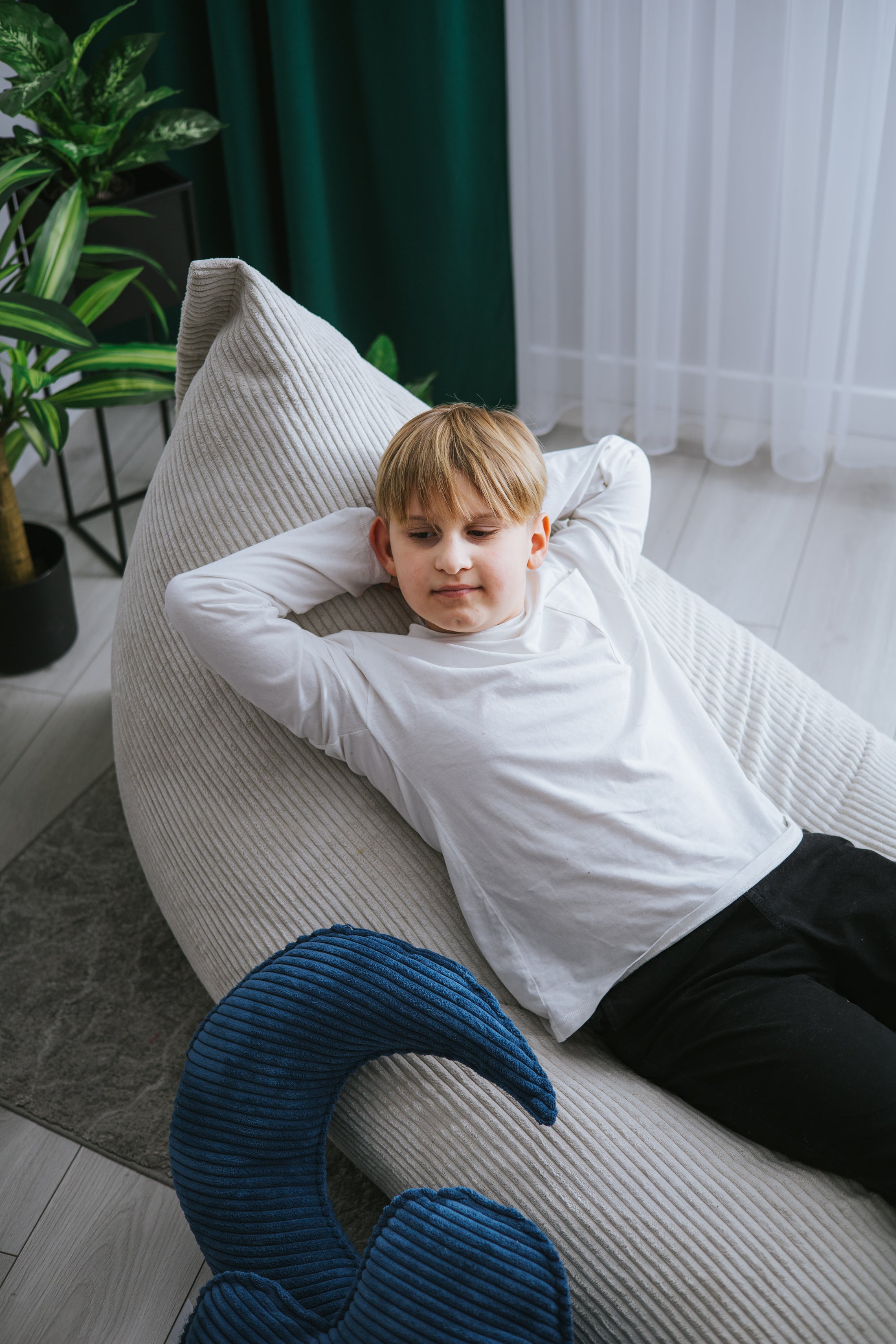 Cord-Sitzsack Bean Bag Riesen Sitzsack Sitzkissen Gartenkissen Bodenkissen zum Liegen und Sitzen Relax Sessel für Kinder & Erwachsene