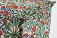 Carica l'immagine nel visualizzatore della galleria, Pouf poggiapiedi jacquard 40x40x40cm  motivo floreale primaverile 
